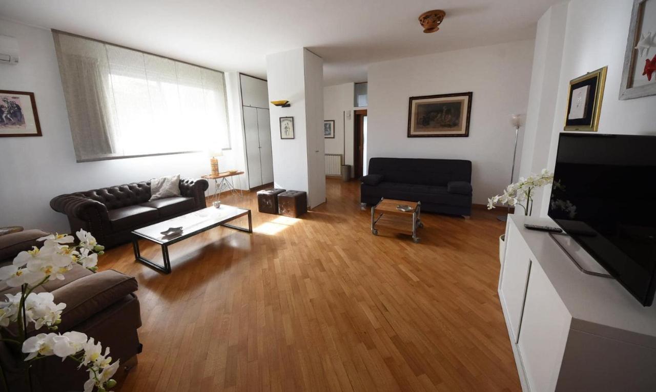 Ferienhaus Azzurra Beachfront Mondello - *